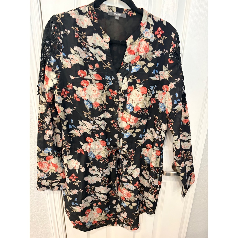 Miss Me Tunic Top Black Floral Crochet Lace Drawstring Waist